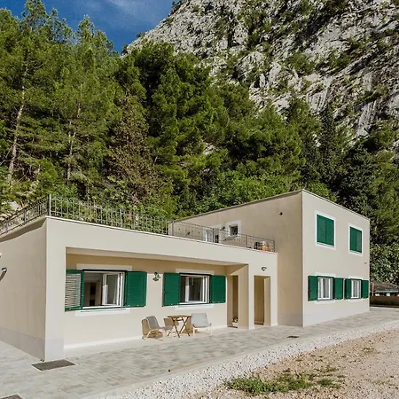 Ivino Lejlighed Omiš