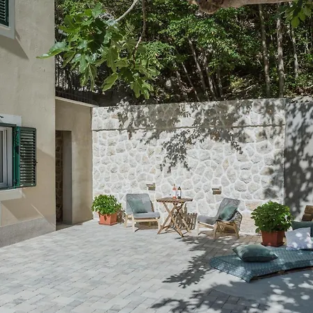 Apartment Ivino *