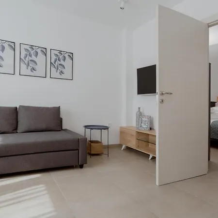 Ivino Apartment
